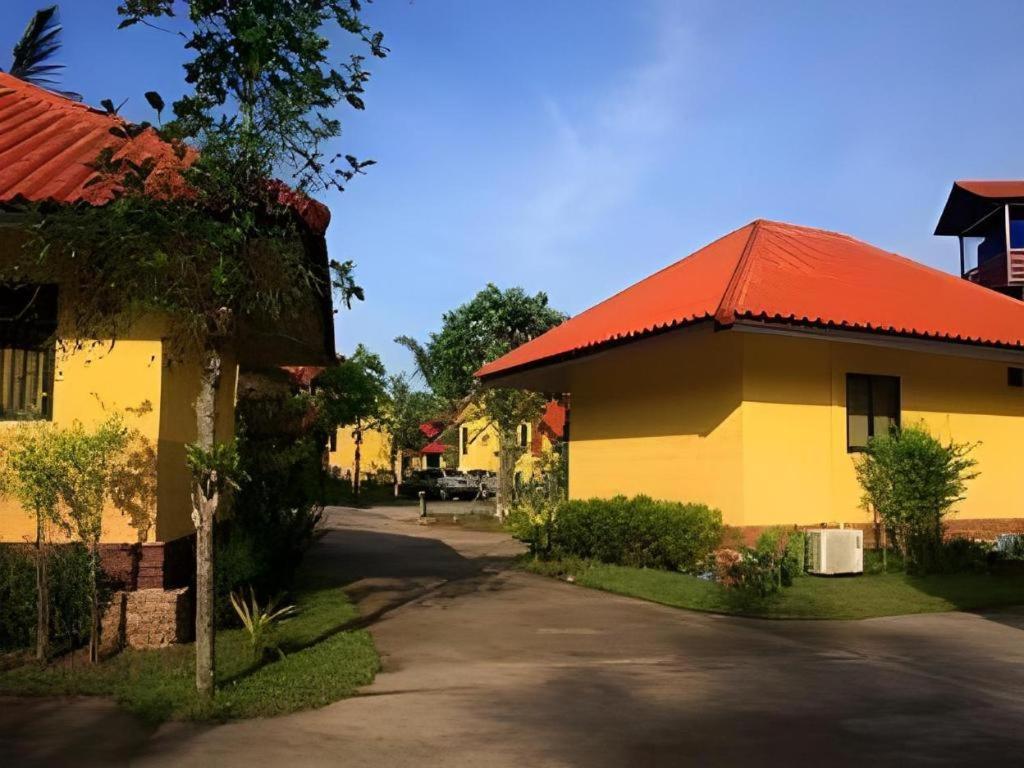 Tanisa Resort Chumphon Εξωτερικό φωτογραφία